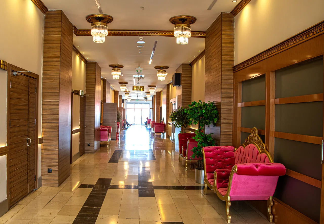 Yesilkoy Clinic lounge